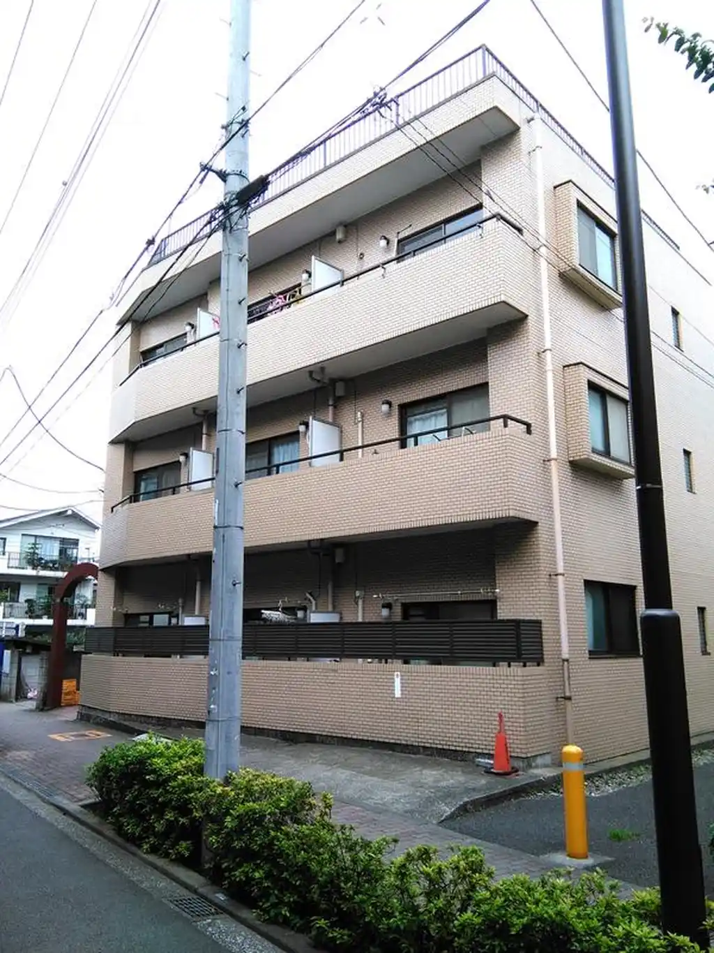 クレドール 外観