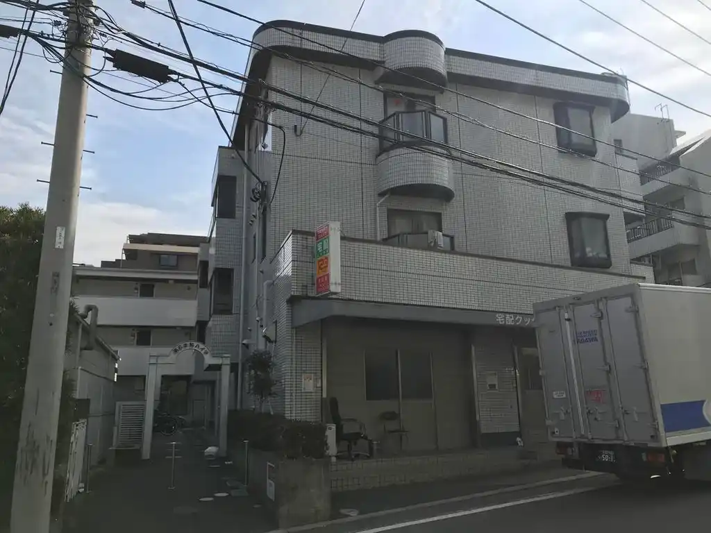 第6幸和ハイツ 外観