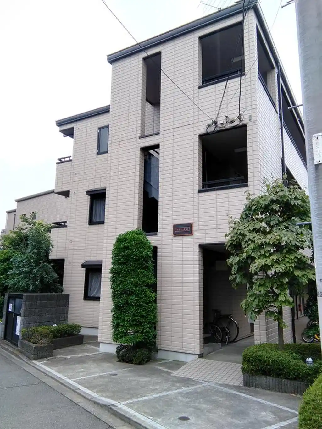 クレール泉 外観