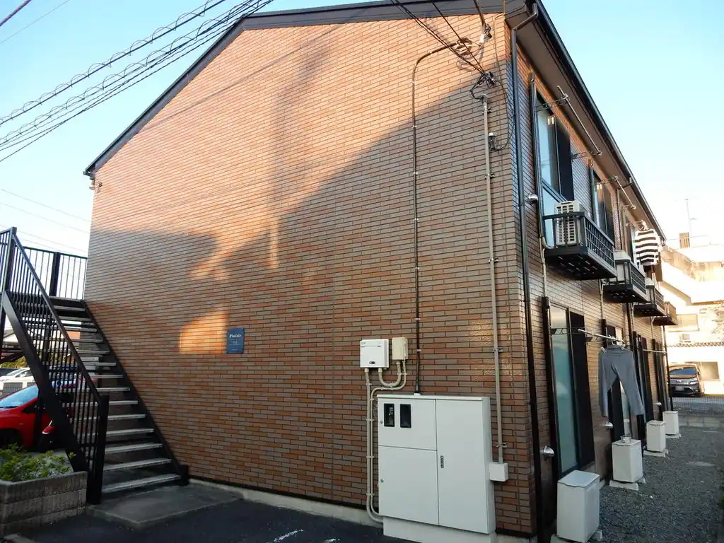 プレジール今成 外観