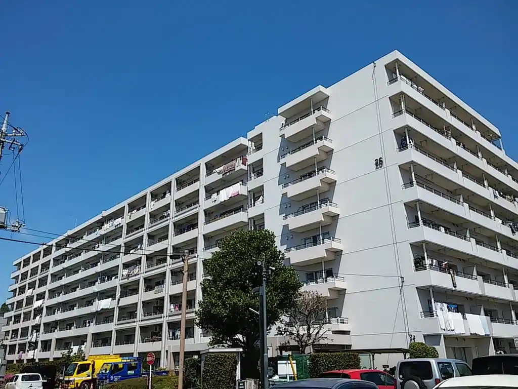 UR都市機構立川幸町団地26号棟 外観