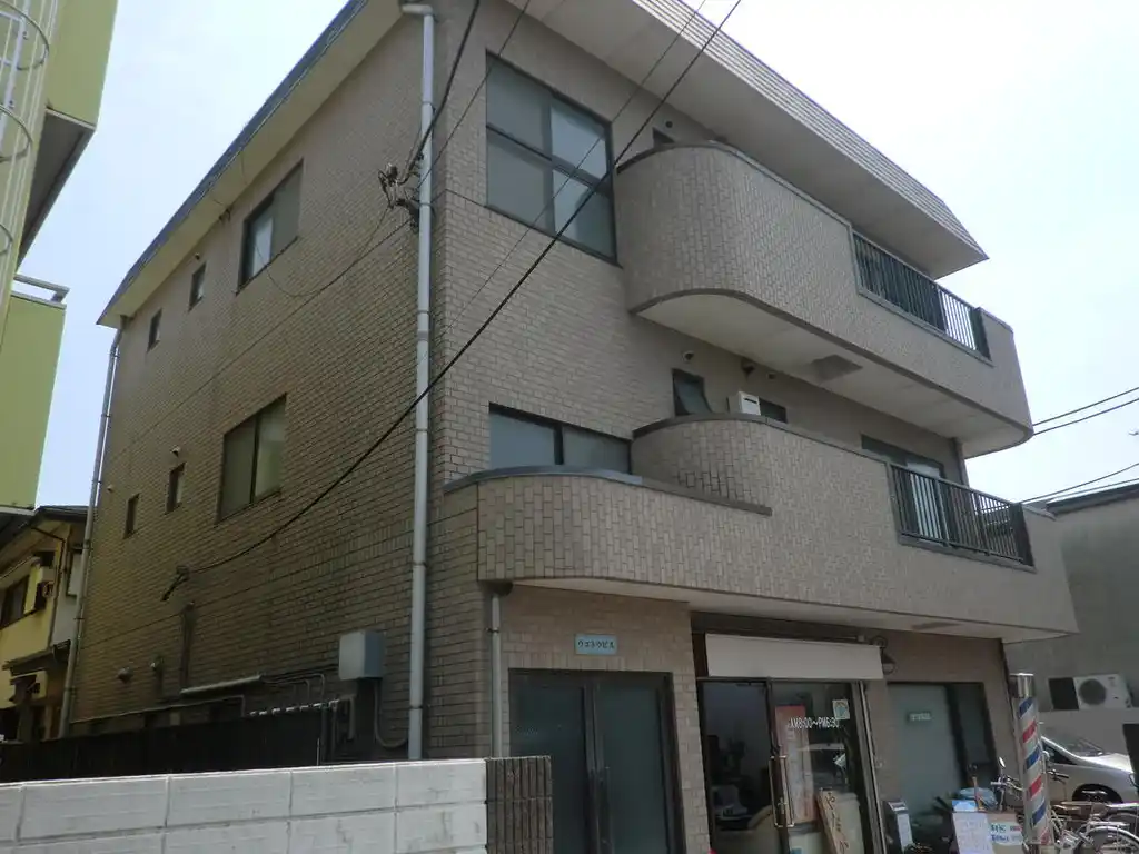 ウエトウビル 外観