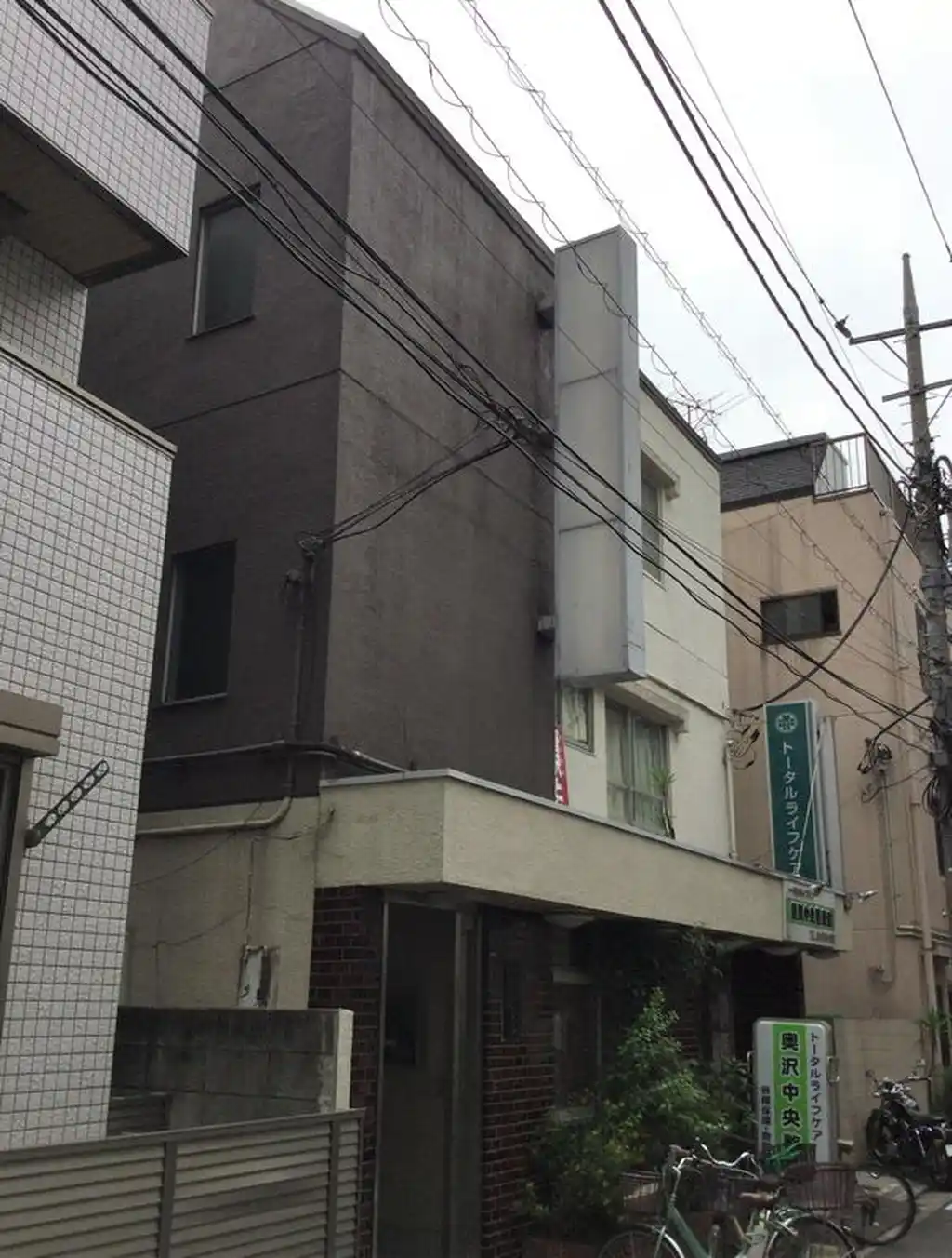 鈴木第一ビル 外観