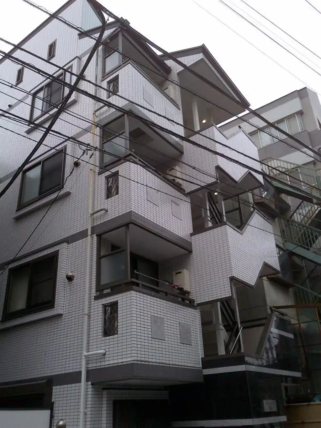 グリーンコート白山 外観