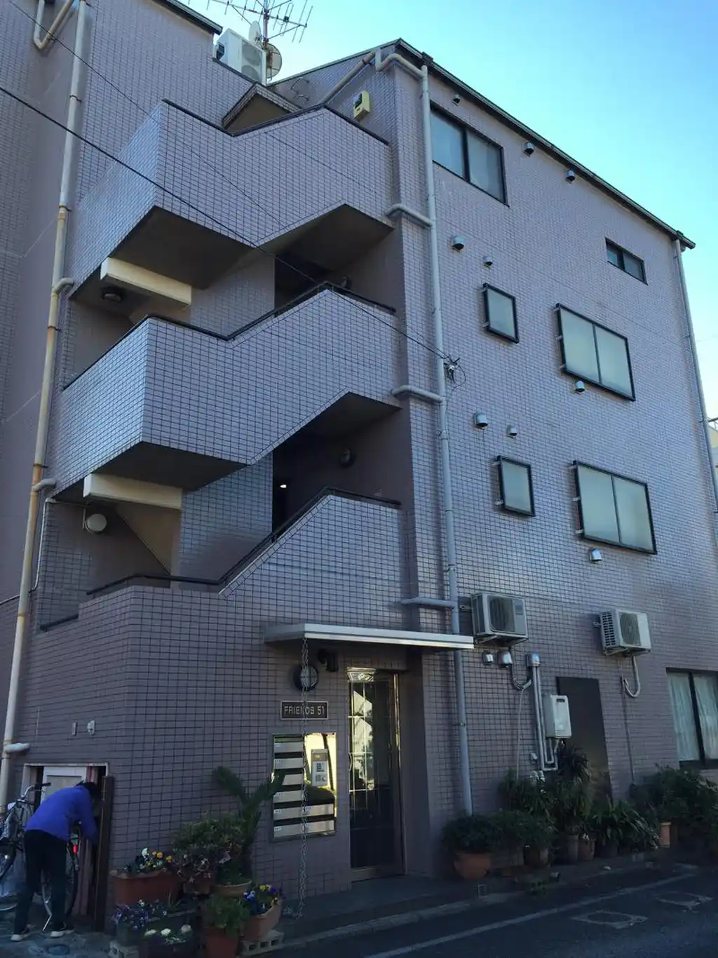 フレンズ51 外観