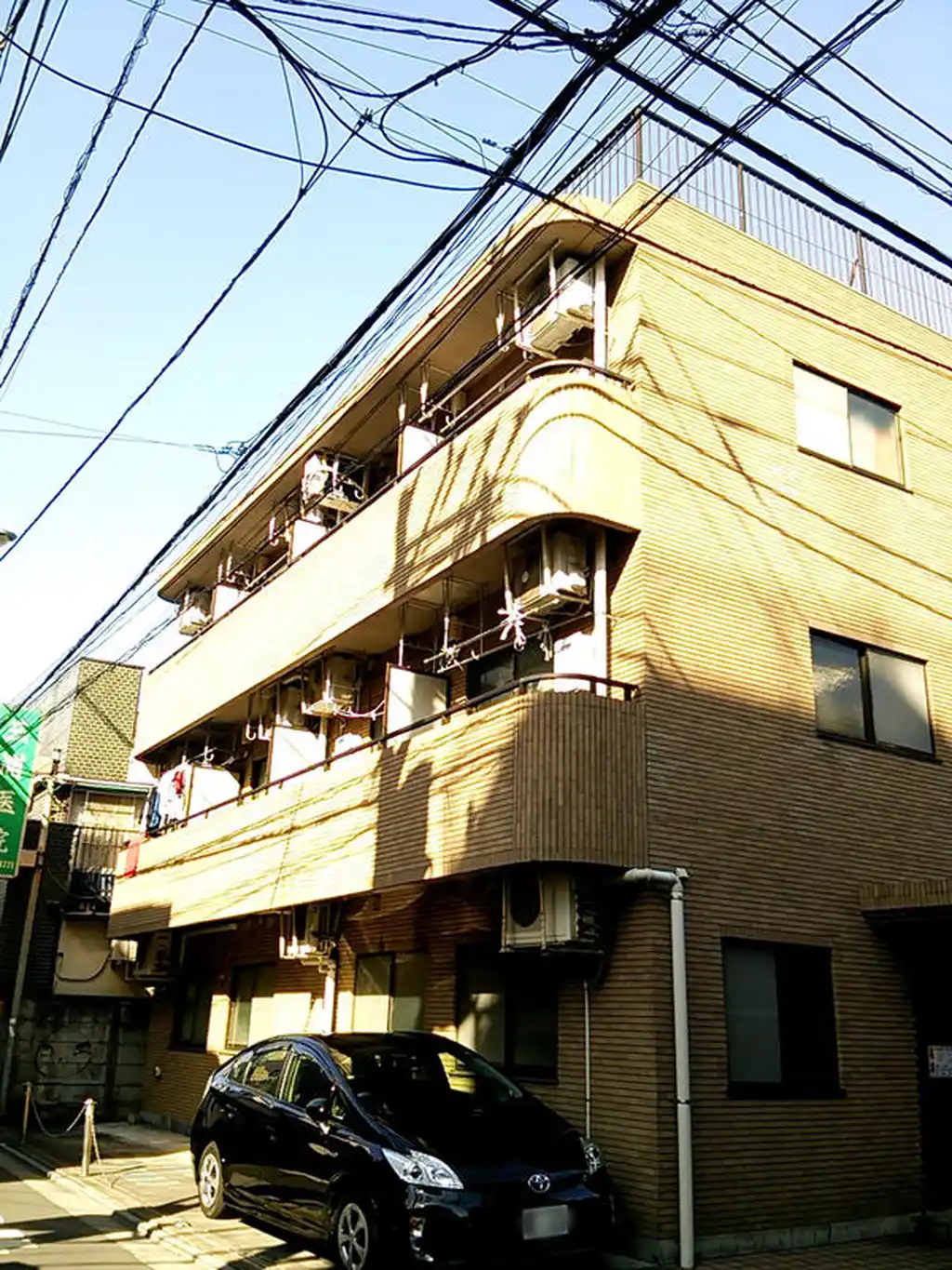 シェ・ミウラ 外観