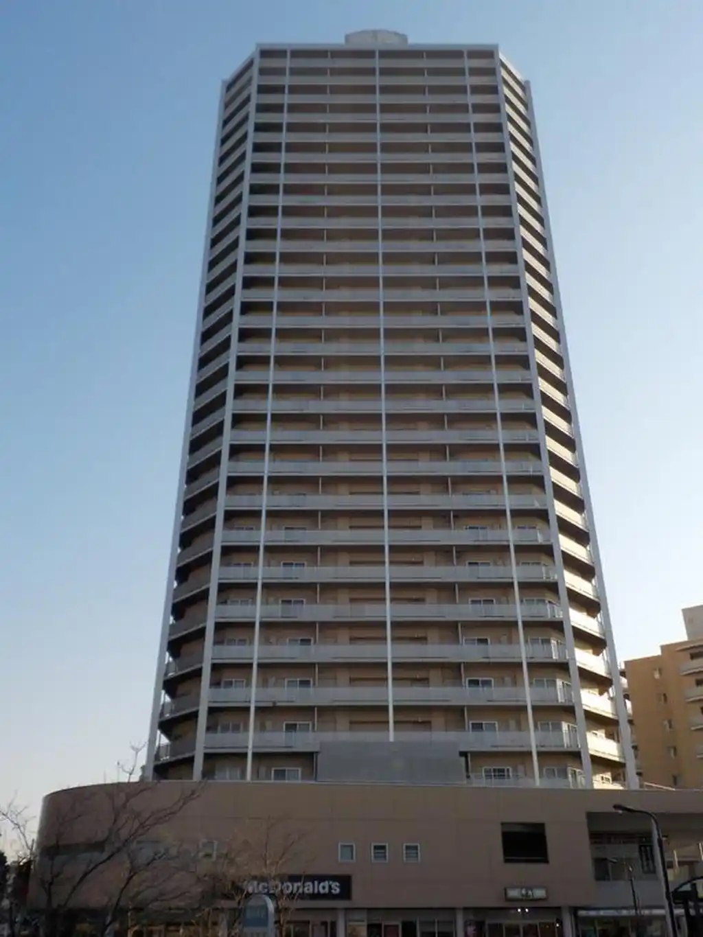 UR都市機構ジェイタワー西大井イーストタワー 外観