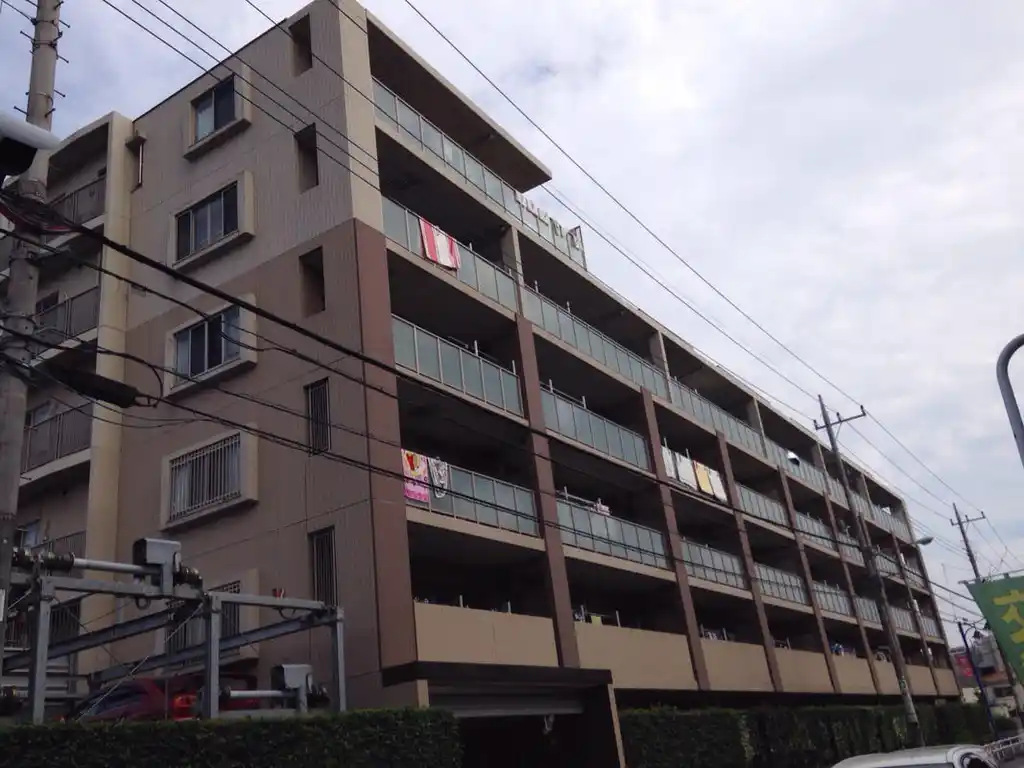 ルネサンスファイン浦和辻 外観