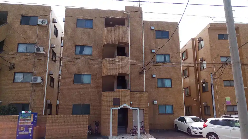 パインツリー金子 外観