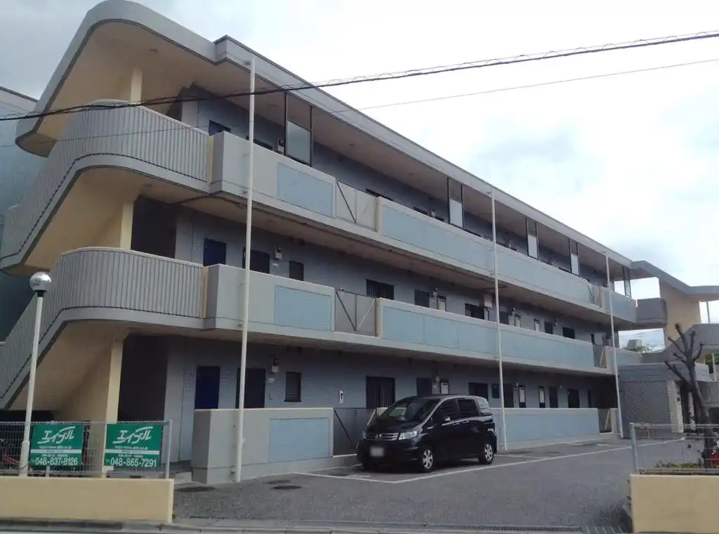 ラーバンライブ別所沼 外観