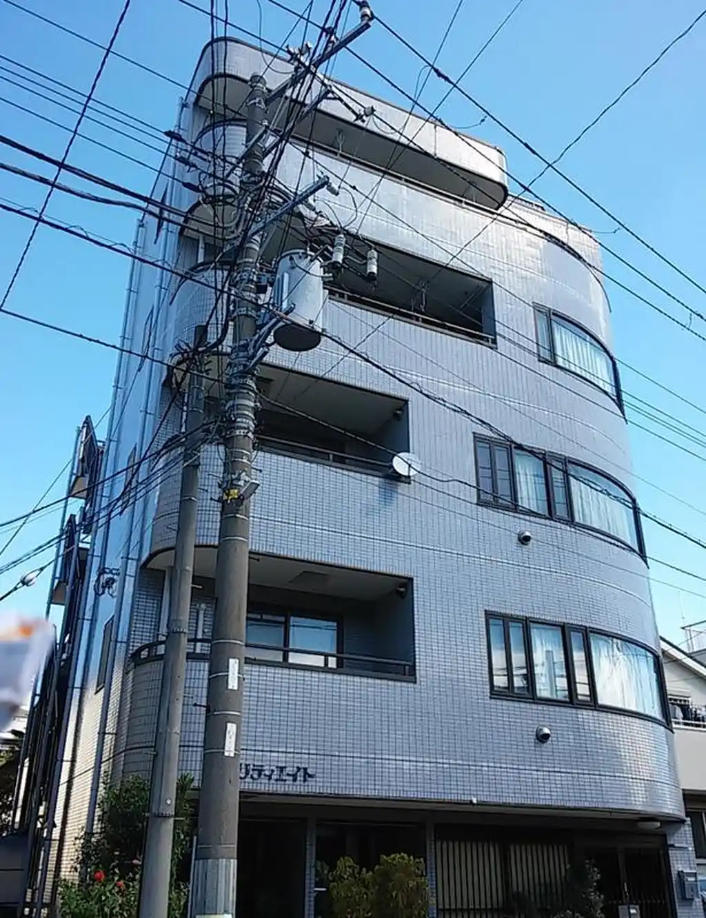 ラリティエイト 外観