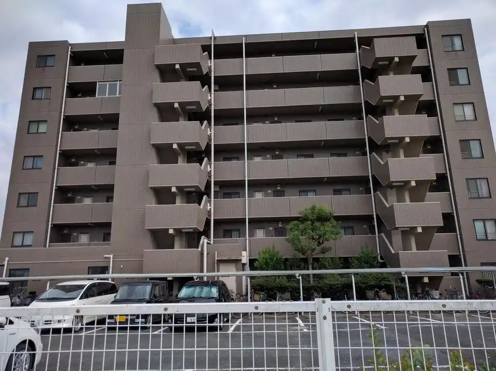 コン・アモーレ東川口 外観