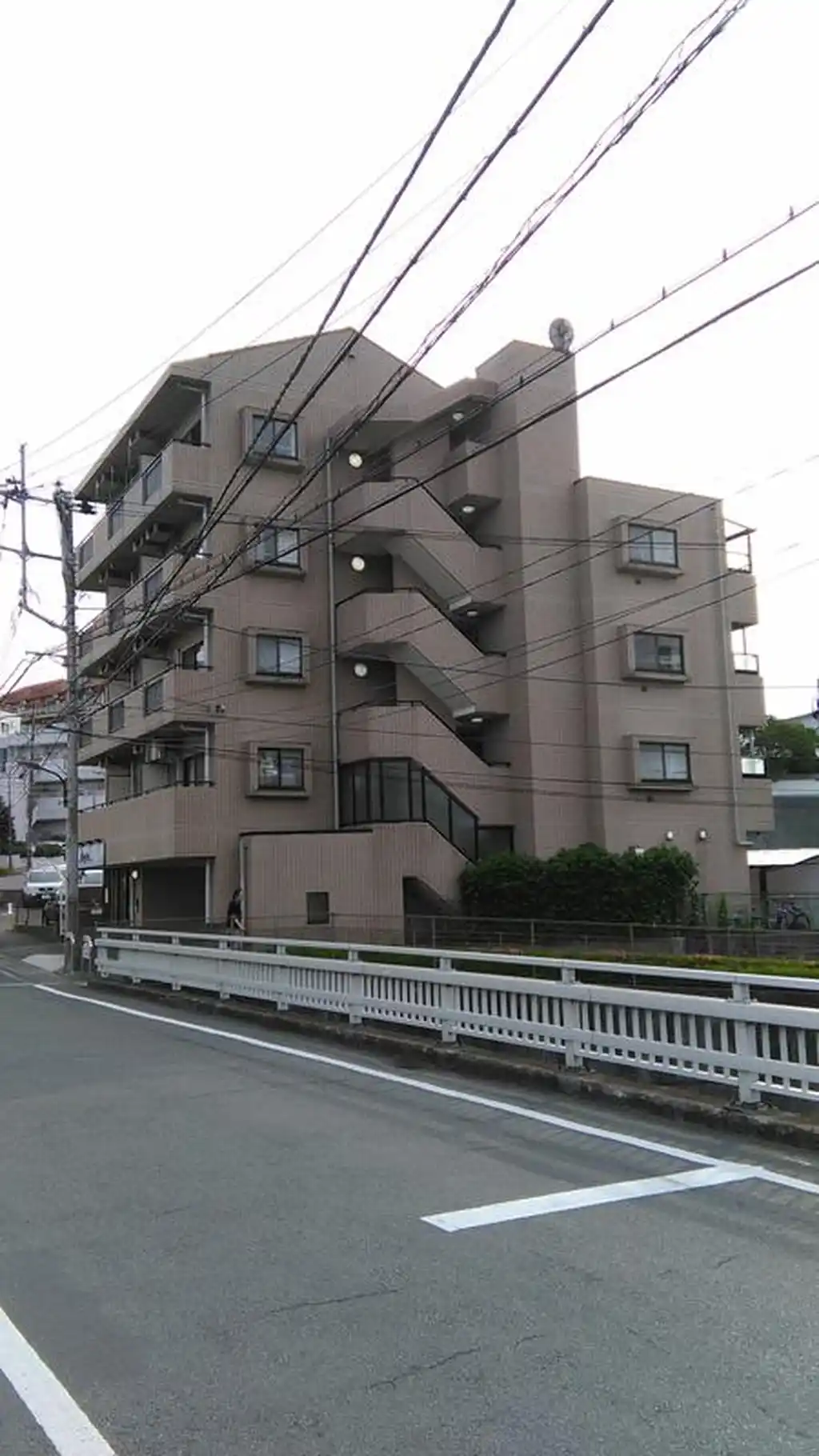 サバーヴィア 外観