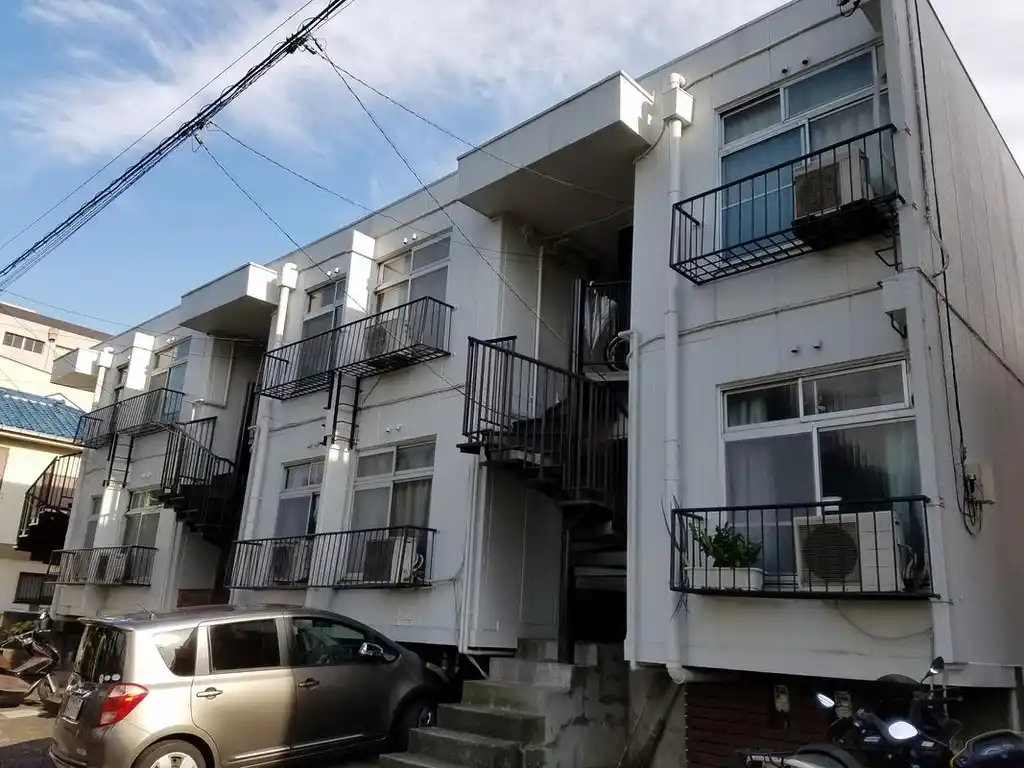 タカラコーポ横浜 外観