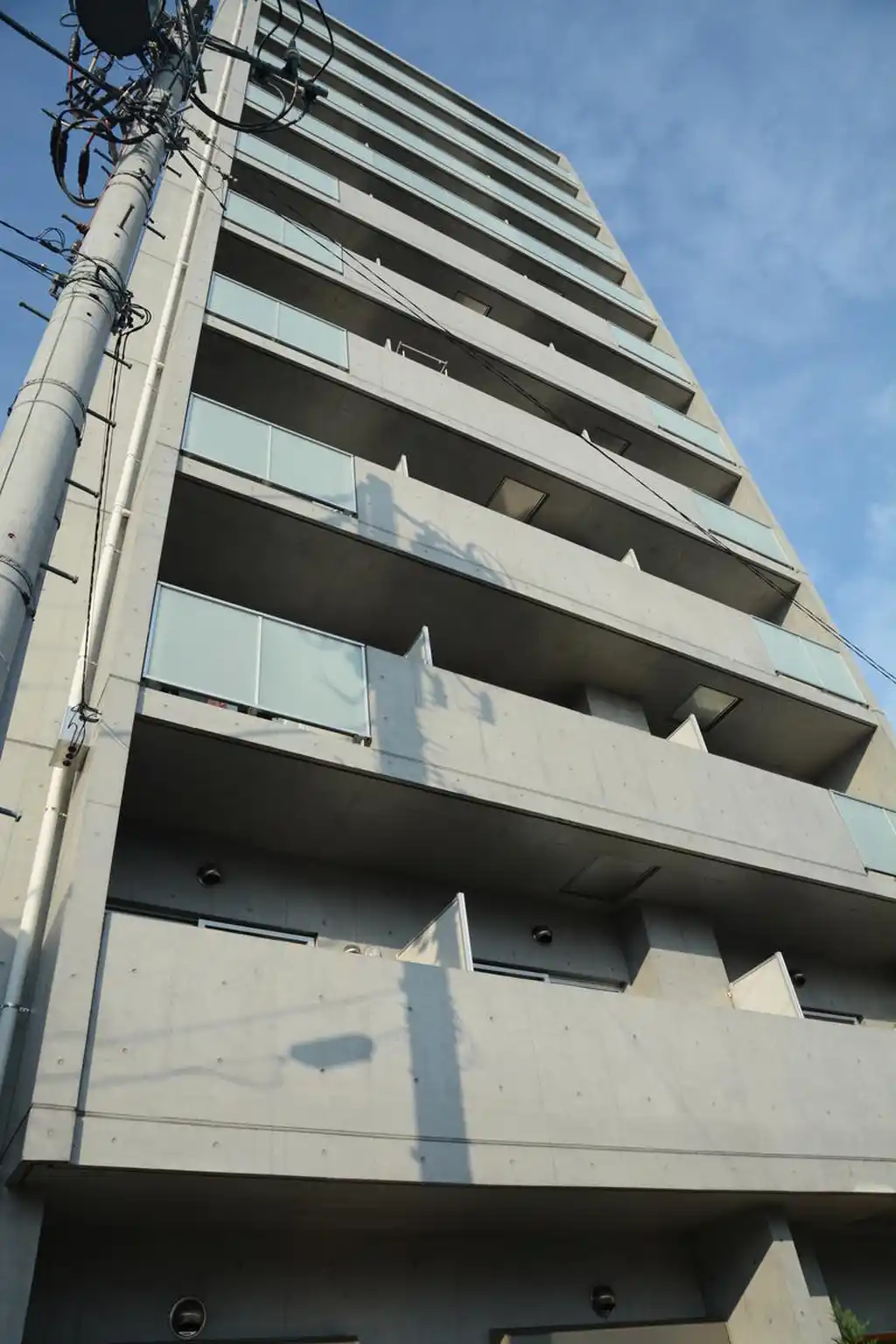 DORMOUSE BANK 外観