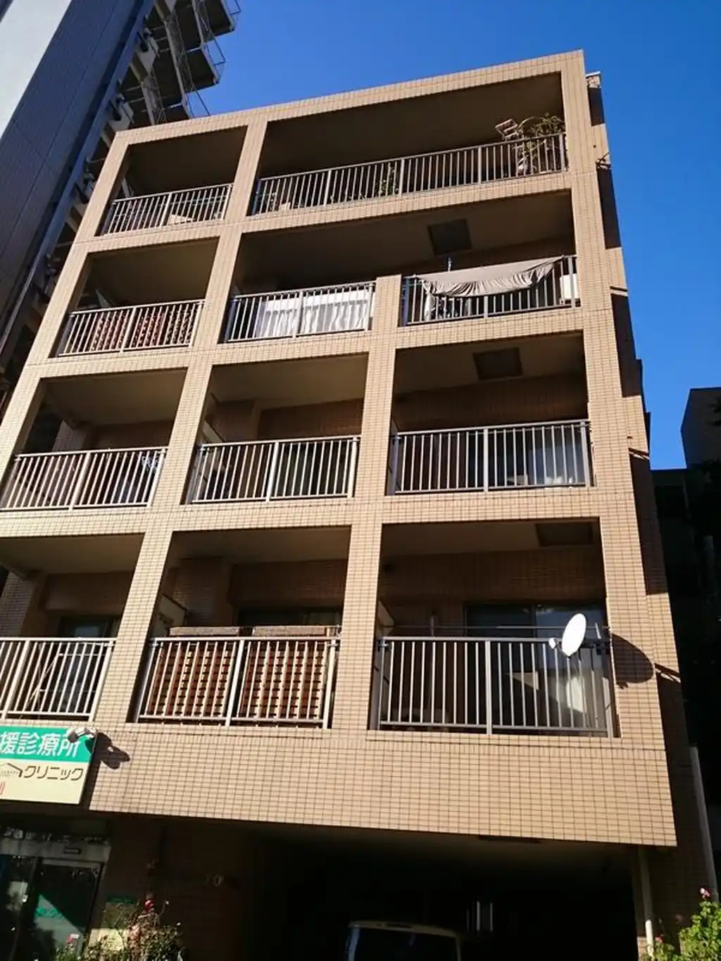 サンフラワー 外観