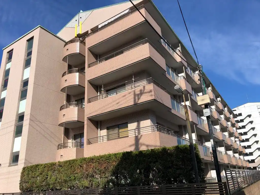 プリメーラ3 外観