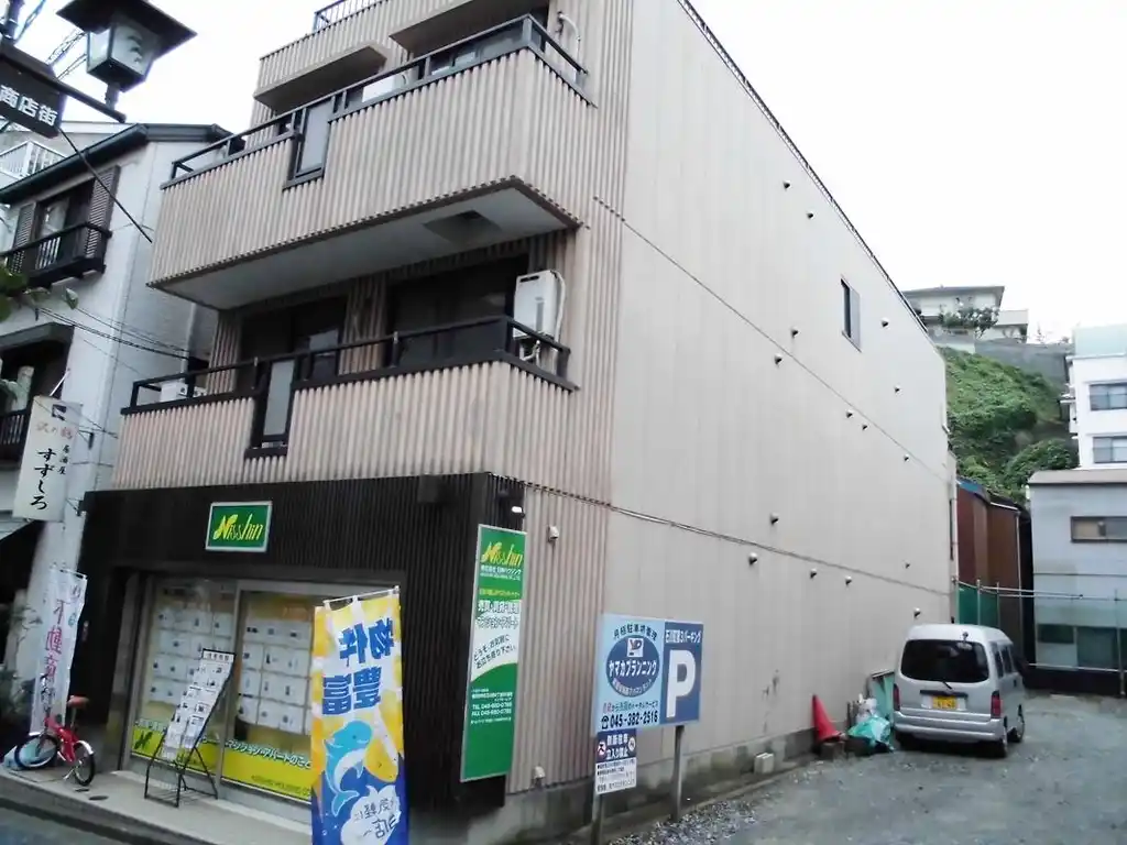 イン・ブルーム 外観