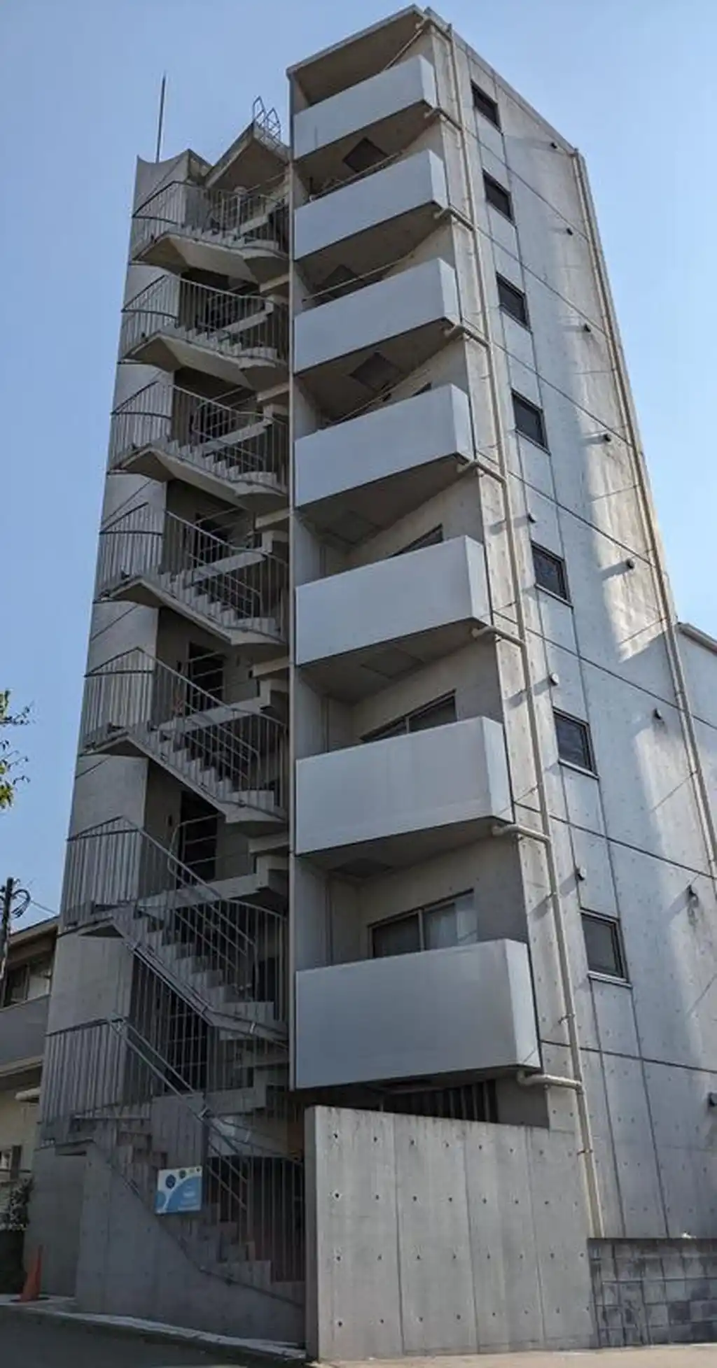 リバーサイドハウス 外観