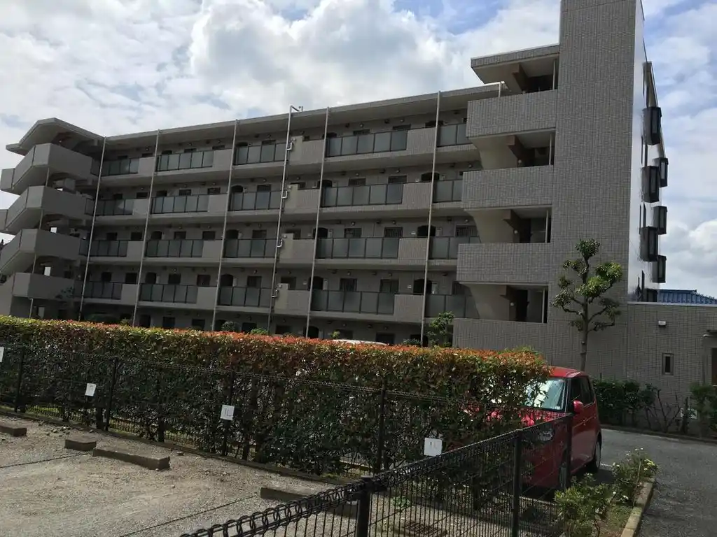ルミナス藤 外観