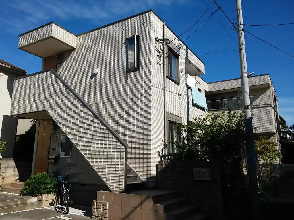 リラコート 外観