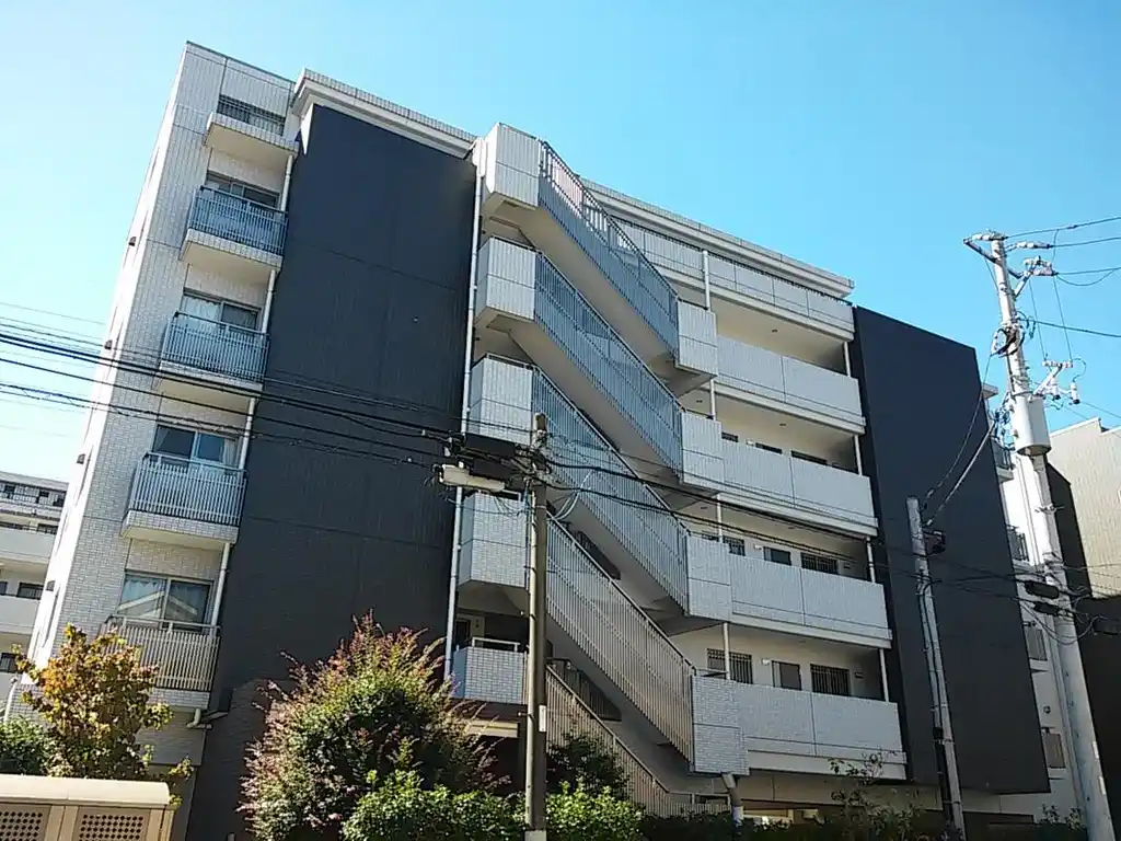琳彩館 外観