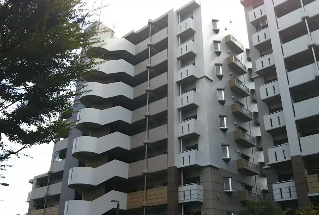 UR都市機構フレール西経堂4号棟 外観