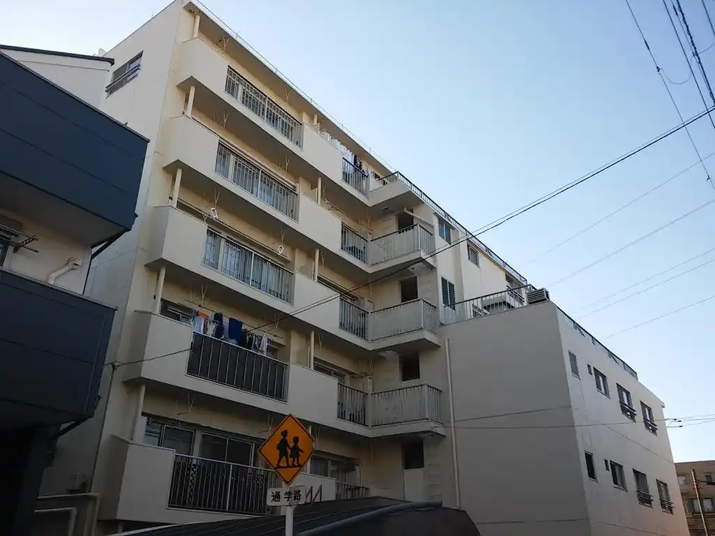 カサベルダ 外観