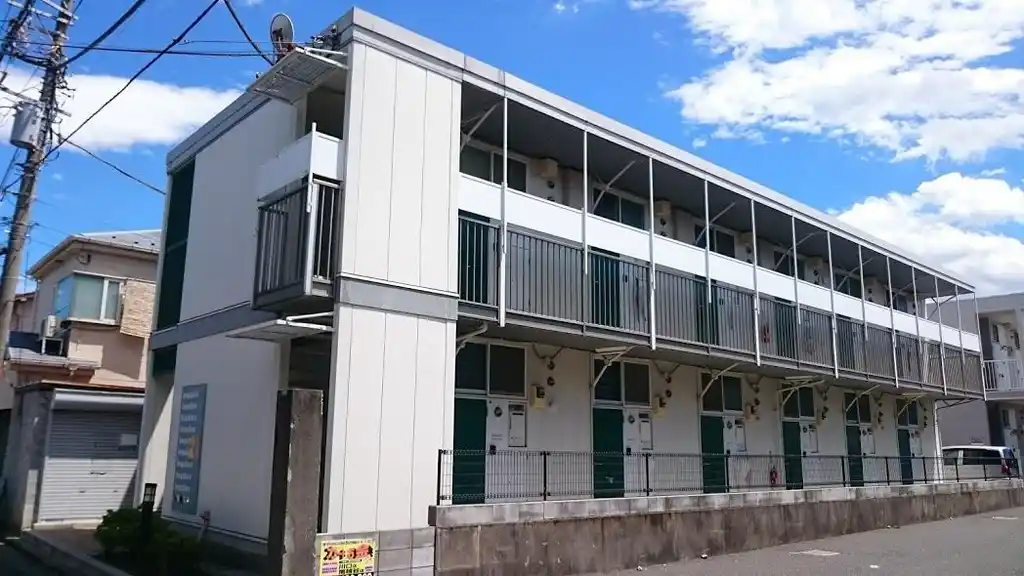 レオパレスRAY 外観