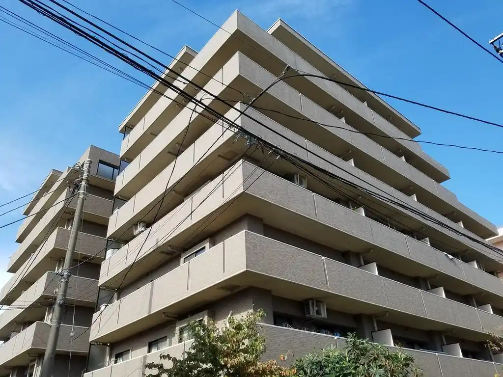 ライオンズマンション横浜岡野公園 外観