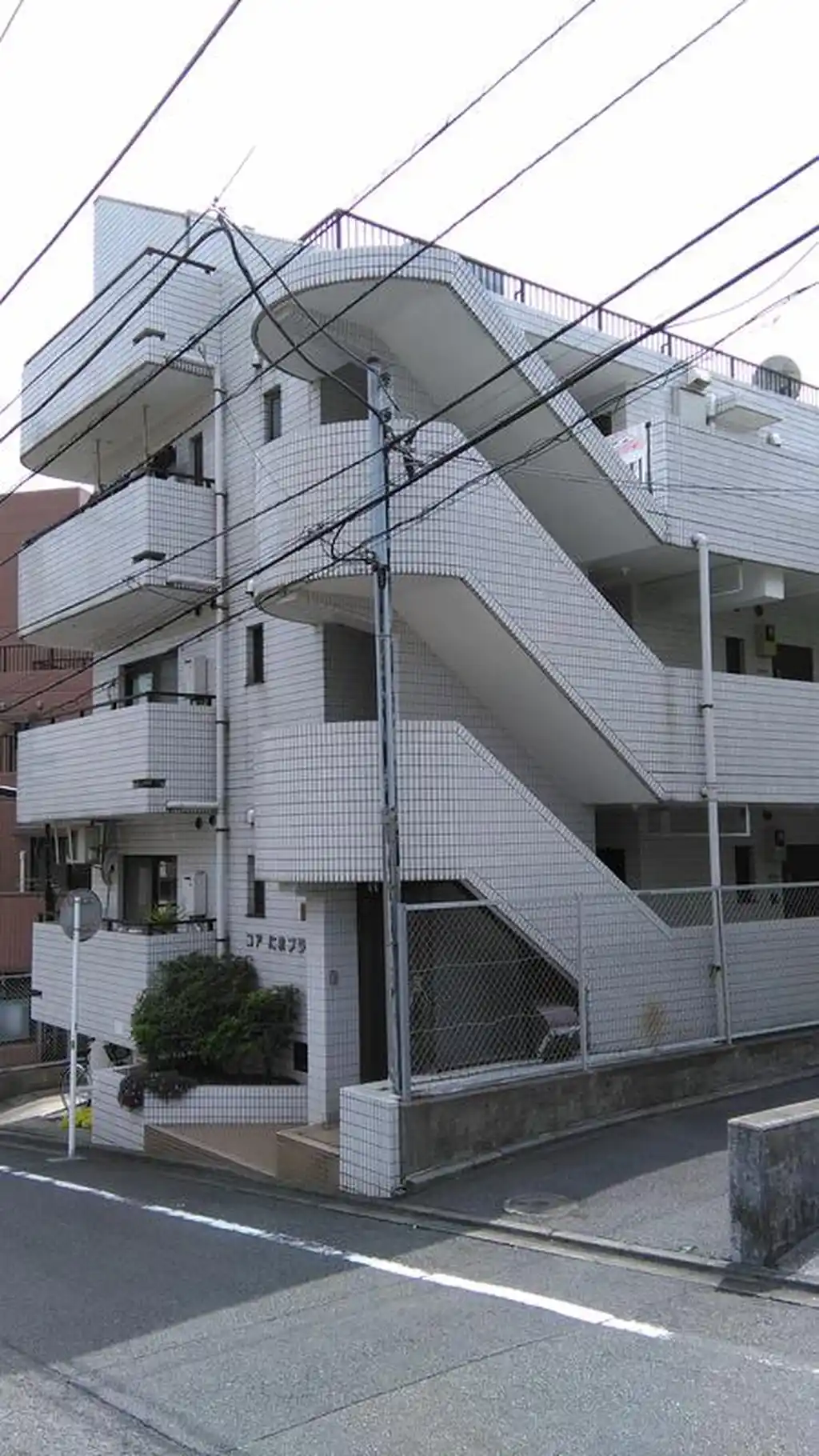コア・タマプラザ 外観