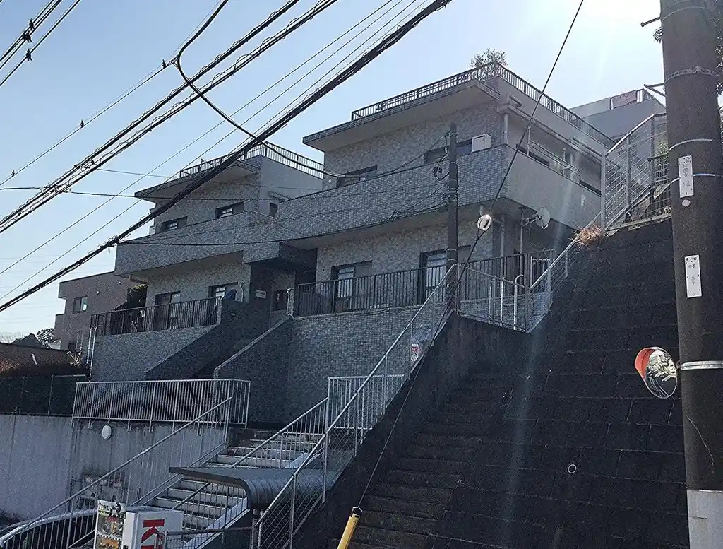 ブルーメンハイツ 外観