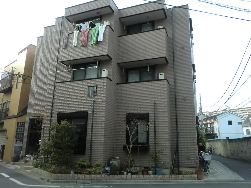 ブライト・タカ 外観