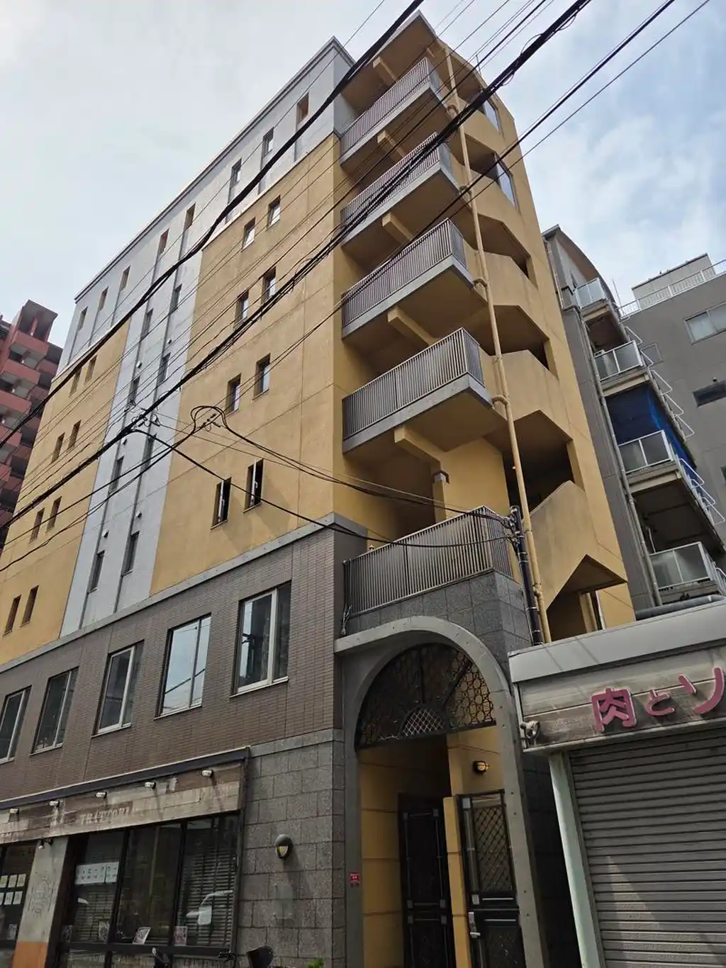 根戸屋ビル 外観