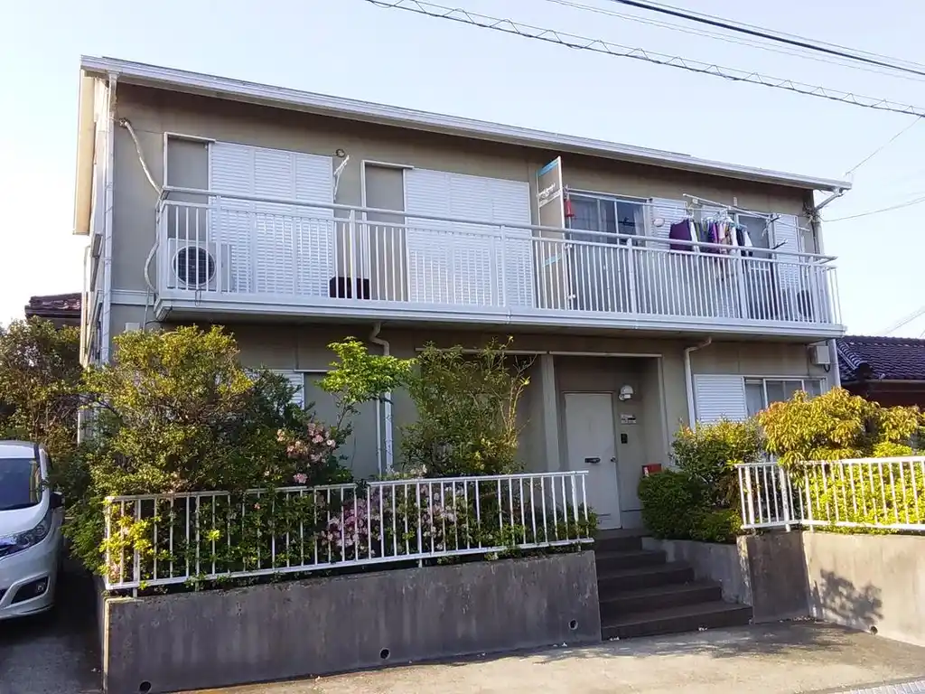 ハイツ綾西 外観