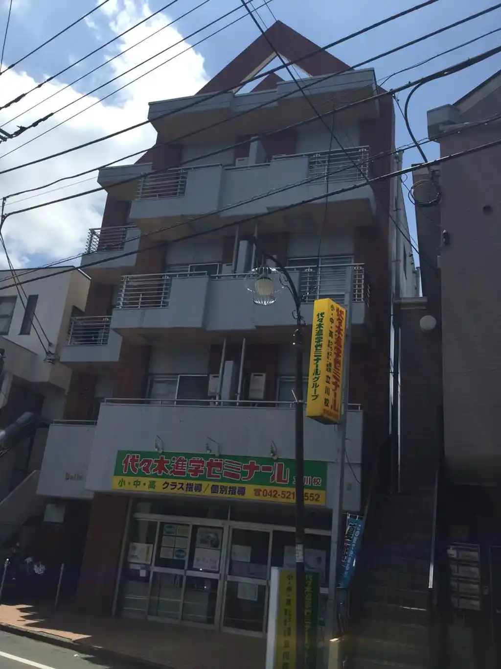 ベル西国立 外観