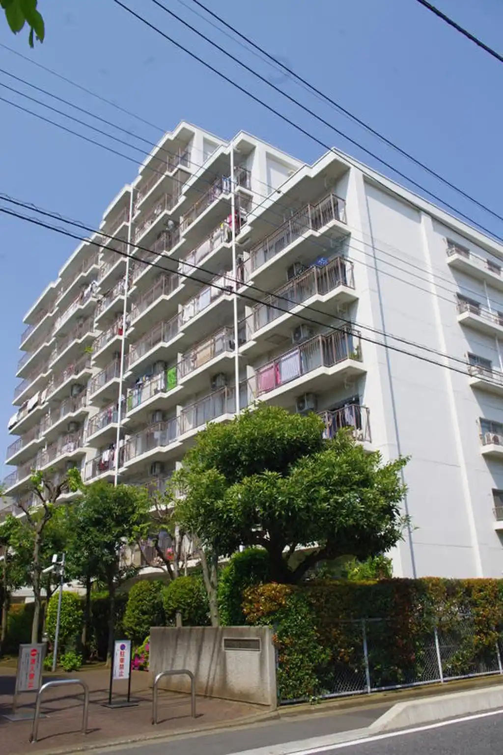 浦和パーク・ファミリアA棟 外観