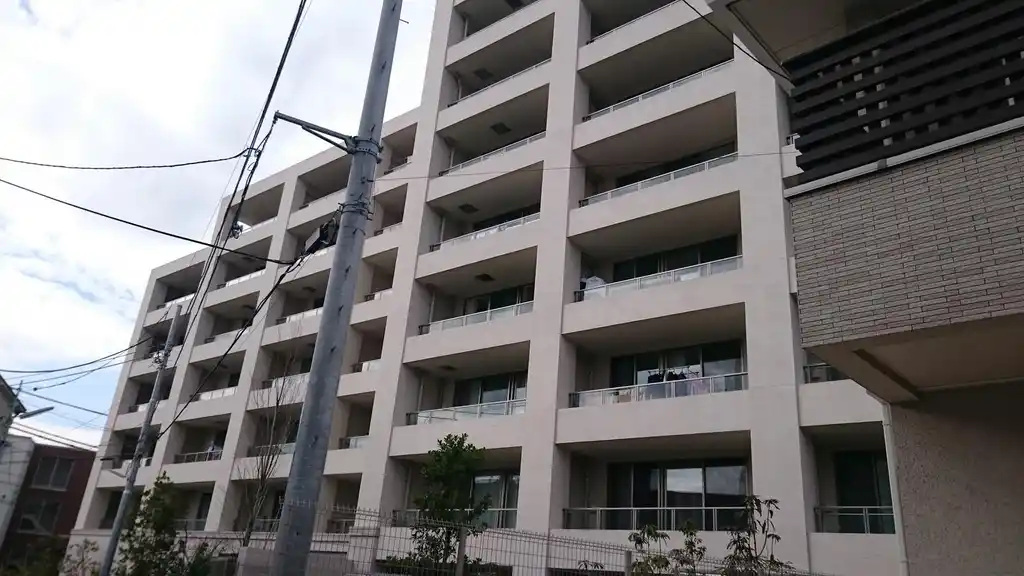 オーベル志村城山 外観