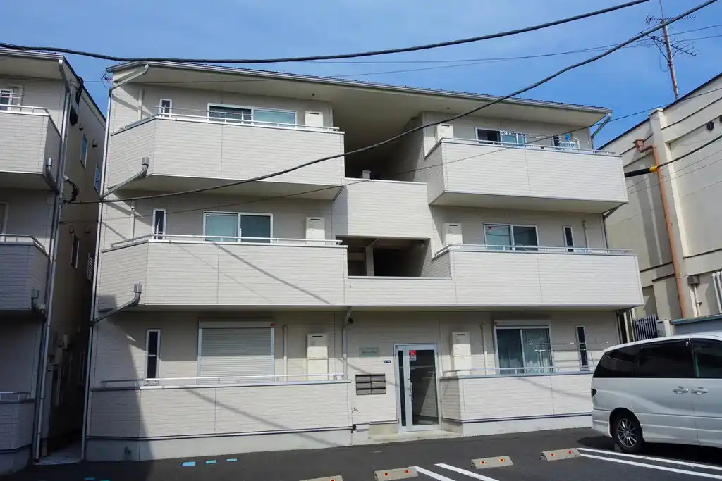 ルシェンテ A棟 外観