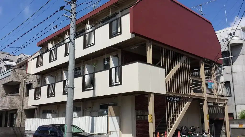 メゾネット泉 外観