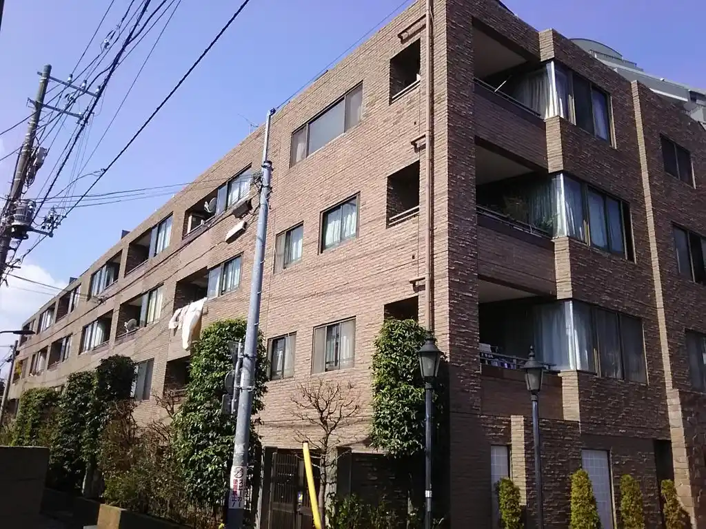 クレッセント新宿柏木 外観