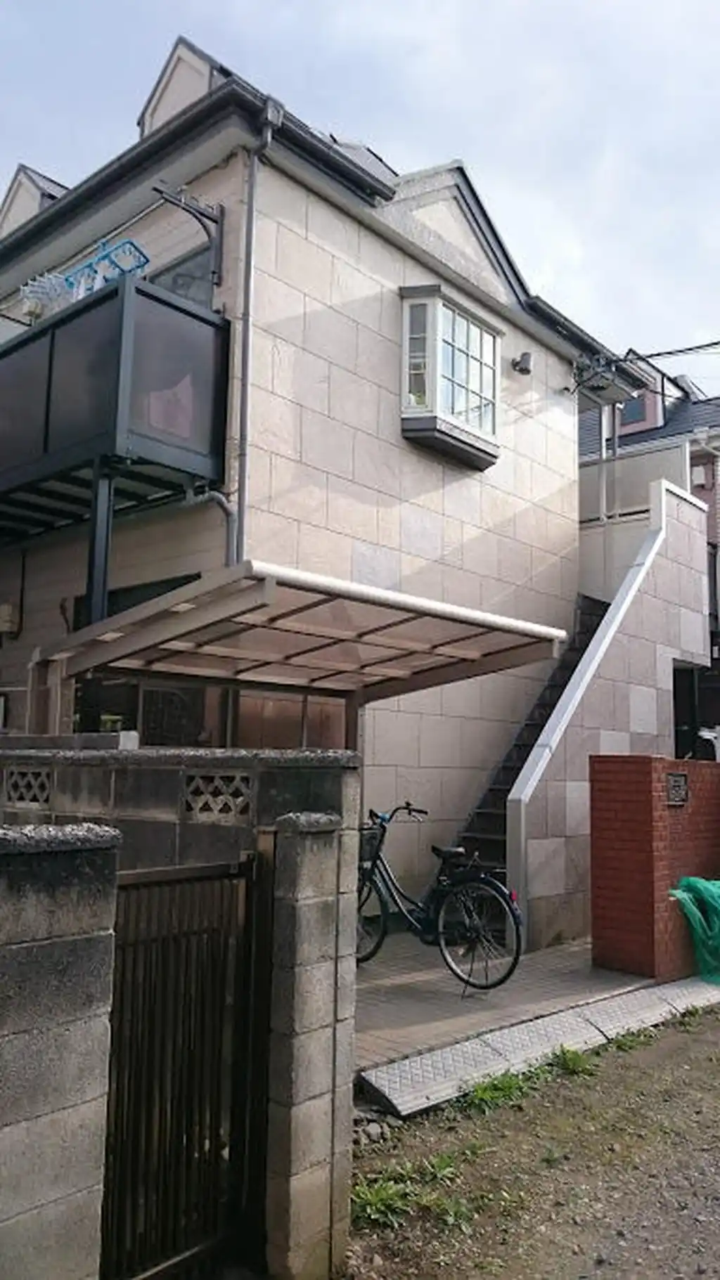 レオパレス北浦和第一 外観