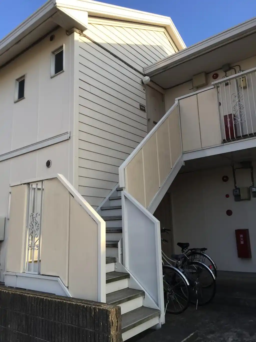 メゾンなかE 外観