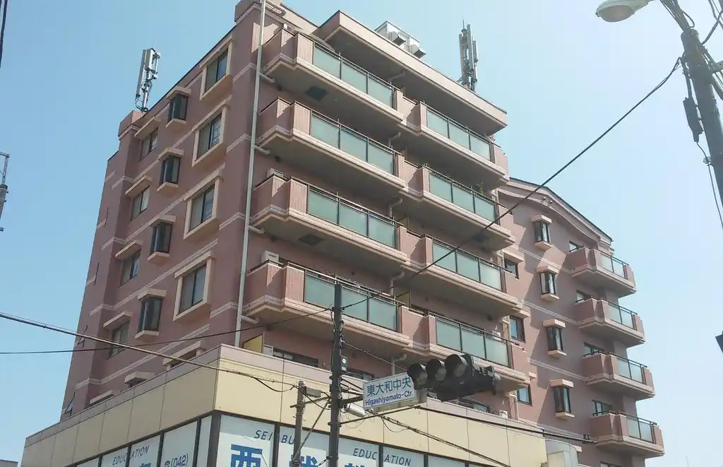 ポワロビル 外観
