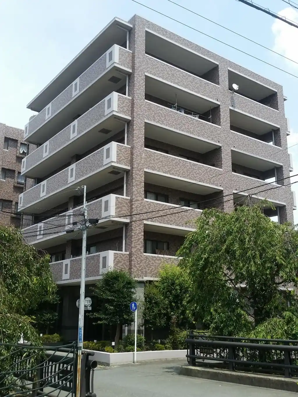 クレッセント溝の口2 外観