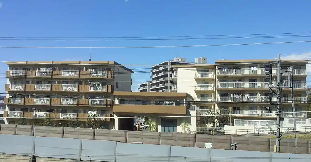 アドリーム新百合ヶ丘B 外観