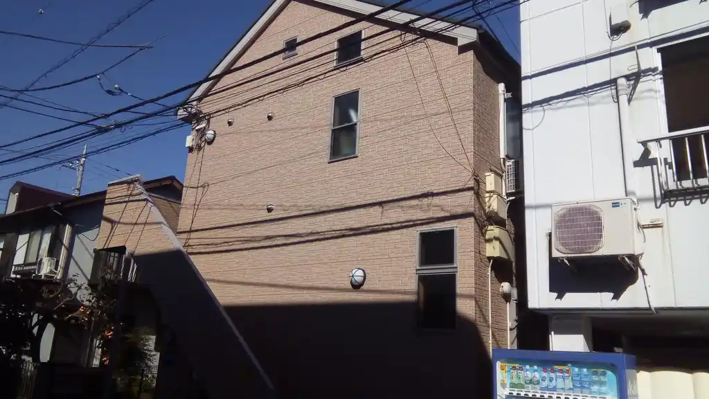 アークフローレス 外観