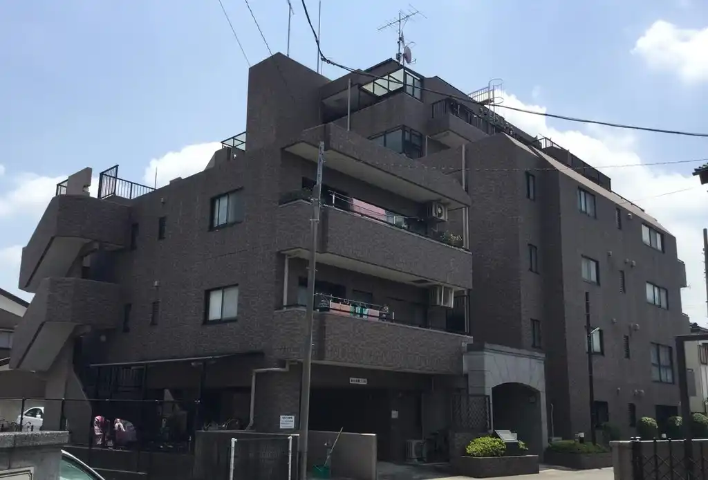 ヴェルビュ京王稲田堤 外観