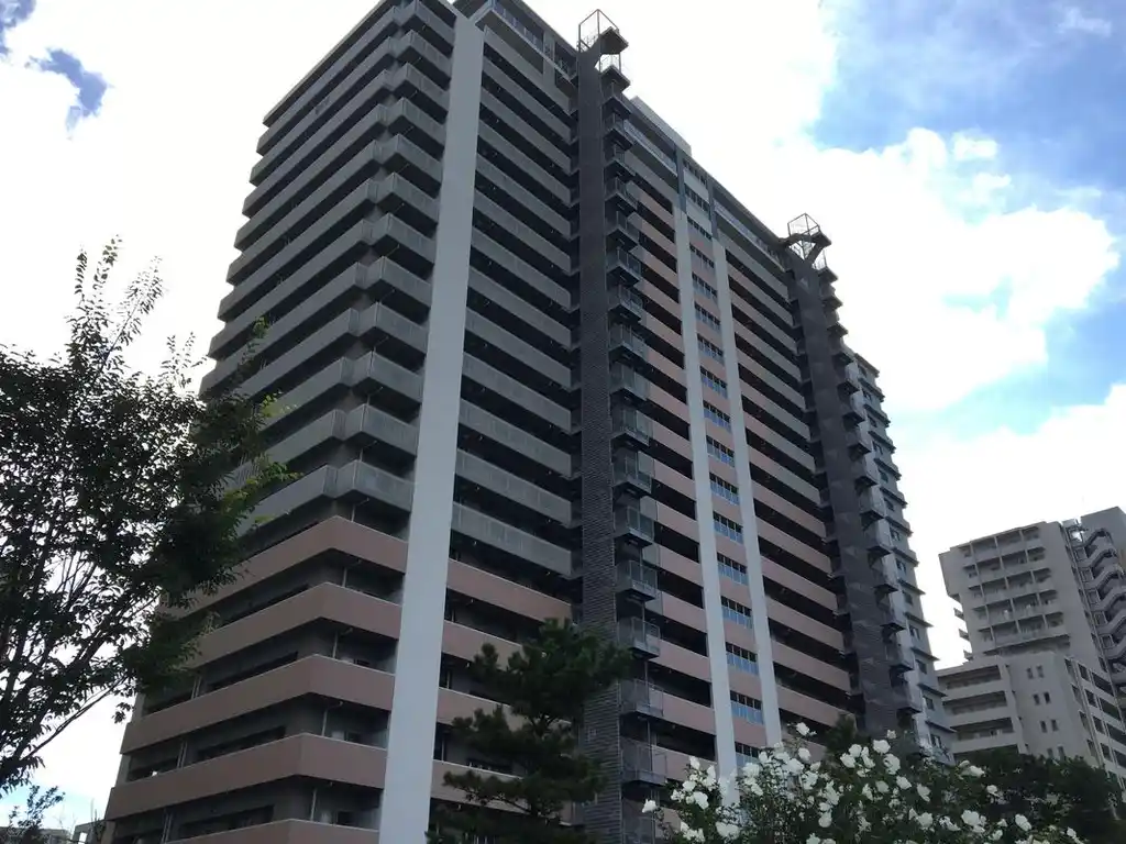 パティオス エリストザ・タワー棟 外観