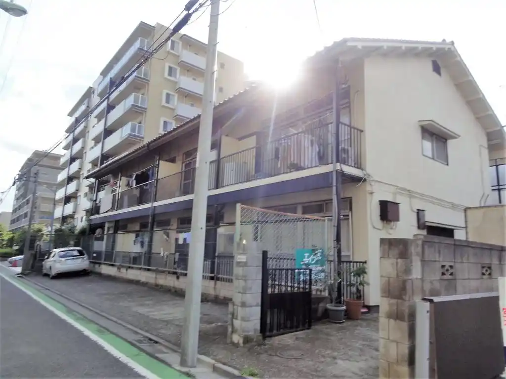 信栄ハイツ 外観